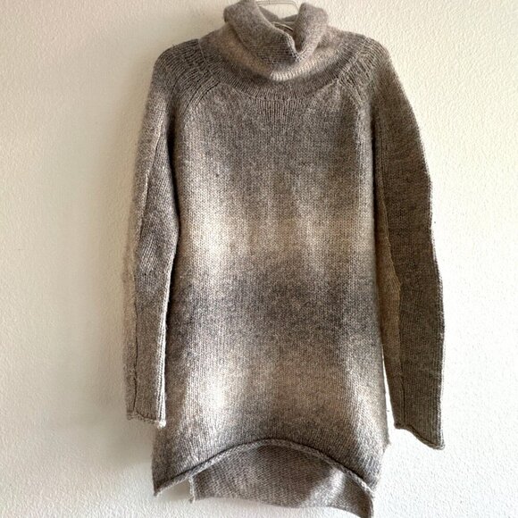 Wilfred Sweaters - Wilfred Aritzia Alpaca blend Cowl Neck Oversized Ombre Beige Grey Sweater Small